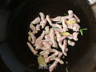 双茄炒肉丝的做法步骤：3