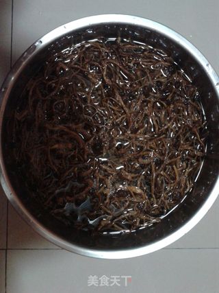 茶树菇炒牛肉的做法步骤:2