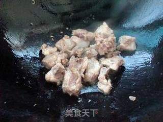 家常小菜——南瓜烧排骨的做法步骤：3