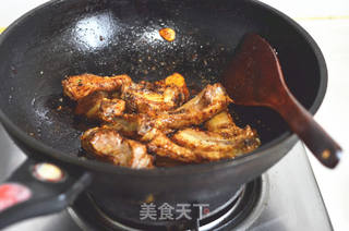 汤浓肉香的火锅更好吃-----猪排火锅的做法步骤:4