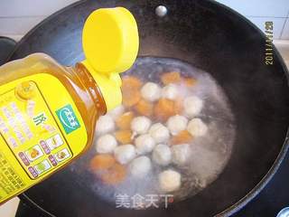 西兰花鸡丸汤的做法步骤:5