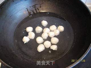西兰花鸡丸汤的做法步骤:3