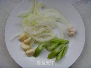 【食尚擂台火锅赛区】:醇香无比---沙嗲火锅的做法步骤:5