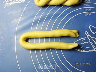 香烤小麻花的做法步骤:5