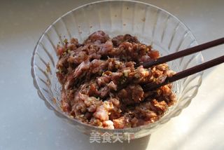 既要留住菜汁,还要保证饺子馅不出水的秘笈——【芹香水饺】的做法步骤:4