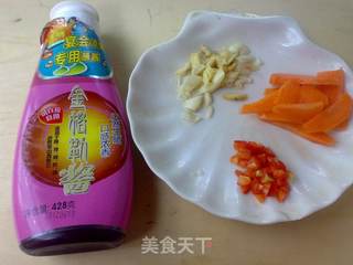 蒜苗酱烧墨鱼丸的做法步骤:3