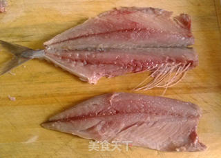 冬至吃鲅鱼水饺的做法步骤:2