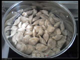 冬至水饺的做法步骤:8