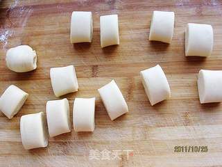 香脆芝麻酥的做法步骤:6