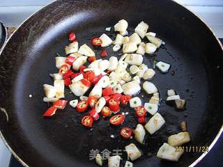 西兰花河豚丁的做法步骤:6