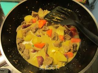 椰香咖喱牛肉的做法步骤:7