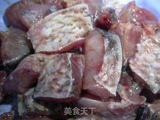 秘制青鱼块的做法步骤：2