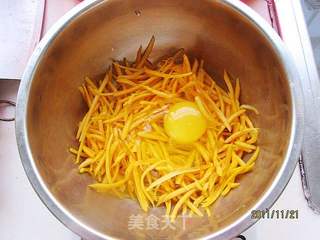 玉米南瓜饼的做法步骤:2
