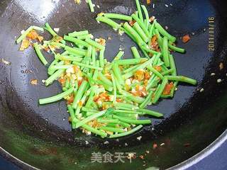 剁椒茼蒿木耳的做法步骤:4