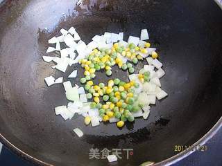 什锦河豚肉丁的做法步骤:3