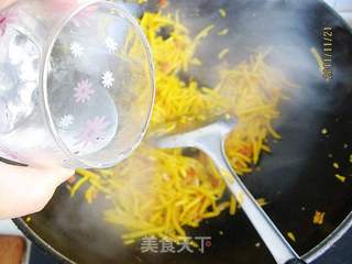 剁椒南瓜丝的做法步骤:5