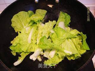 小白菜蟹味菇的做法步骤:4