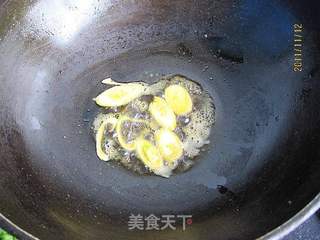 西兰花炒虾球的做法步骤:6