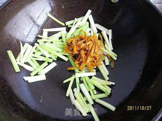 什锦芹菜条的做法步骤:5