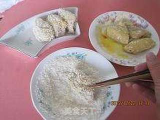 酥酥的蒜香炸鸡脆的做法步骤：4