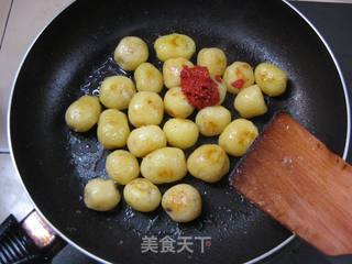 辣煎小土豆的做法步骤：5