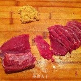 焦溜肉片的做法步骤：1