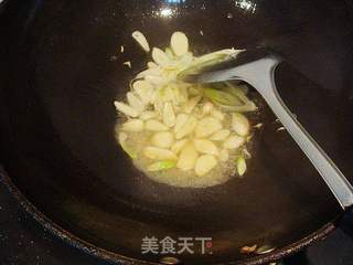醋溜木耳白菜丝的做法步骤:3