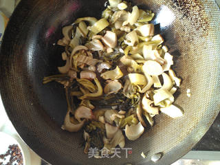 酸菜烩肥牛的做法步骤:3