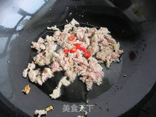 韭黄炒肉末的做法步骤:6