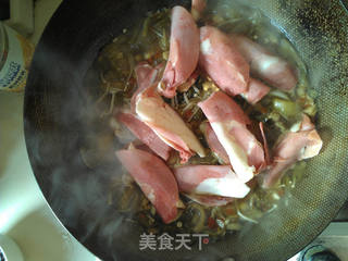酸菜烩肥牛的做法步骤:6