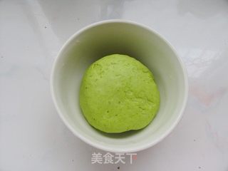 冬天里春意盎然的饺子——翡翠藕香鲜肉饺的做法步骤:10