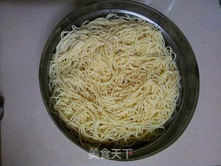 豆角蒸面的做法步骤:2