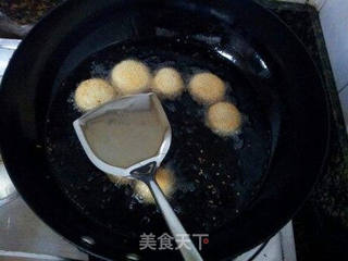奶香芝麻球的做法步骤:9