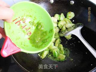 韭花酱炒丝瓜的做法步骤:5