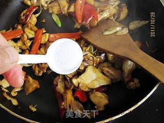 红烧杏胞菇的做法步骤:9