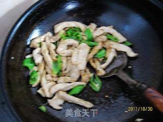 杭椒鸡柳的做法步骤:7