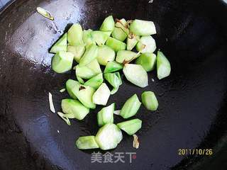 腐乳丝瓜的做法步骤:5