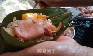 五香肉粽子的做法步骤:7
