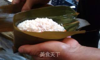 五香肉粽子的做法步骤:8