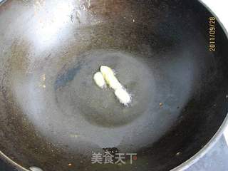 双椒护心肉的做法步骤:2