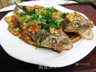 剁椒豆腐蒸鱼的做法步骤:9
