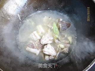 豆腐炖鲅子鱼的做法步骤:4