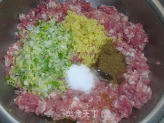 迷你肉丸的做法步骤：1