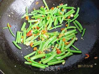 剁椒茼蒿炒豆腐的做法步骤:7