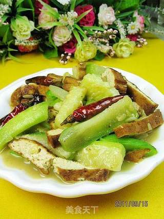 丝瓜炒豆干的做法步骤:9