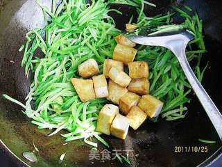 萝卜炖豆腐的做法步骤:8