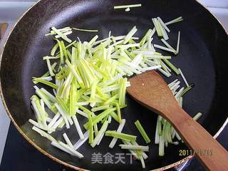 蒜黄蚝油豆腐的做法步骤：6