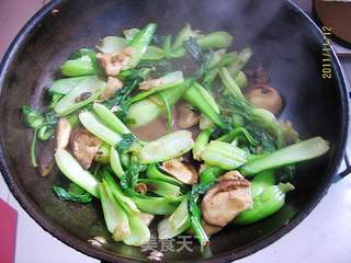 酱香油菜香菇的做法步骤:6