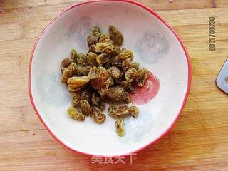 酸奶紫薯芝麻球的做法步骤:2
