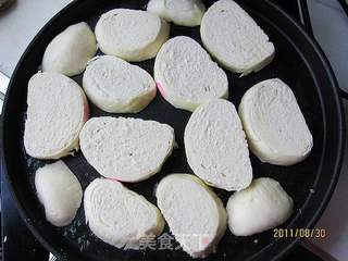 电饼铛烤馍片的做法步骤:4